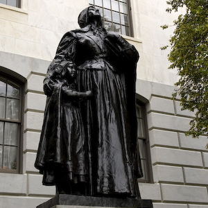 55-bac_1x1-anne_hutchinson