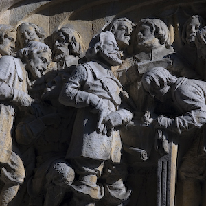 61-bac_1x1-congregational_house_bas-reliefs