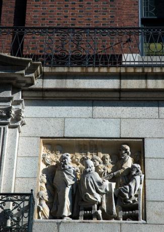 61._congregational_house_bas-reliefs-1