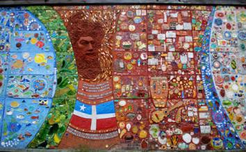 Center of the mural, with Ramón Betances' face.