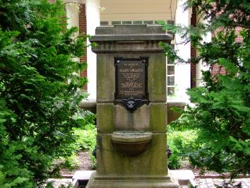 Mary Draper Fountain